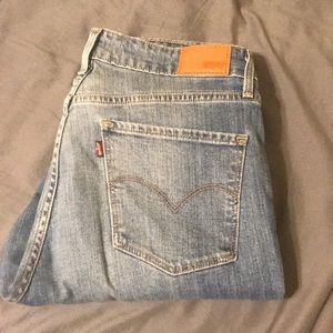 Levi’s skinny jeans